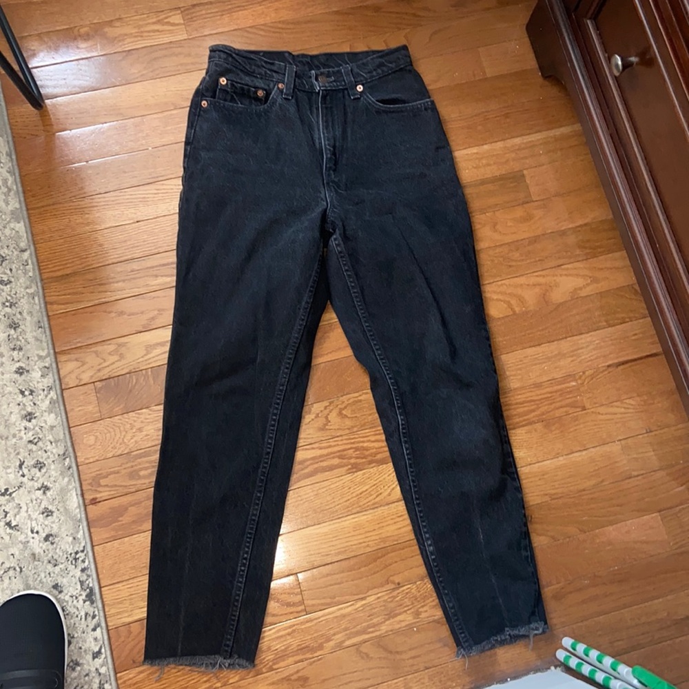 Levi’s black jeans